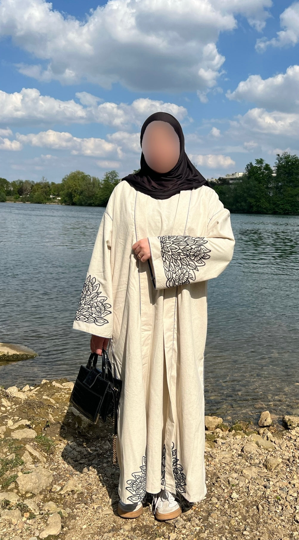 Abaya Nisaba